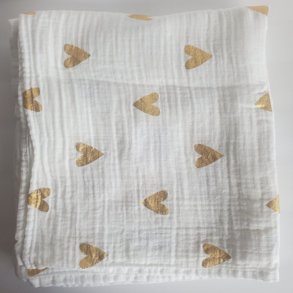 Cloud Island Multi-purpose Muslin Blanket White with Gold Hearts